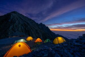 Read more about the article Camping Confidence : Mastering the Art of Safe and Adventurous Escapes